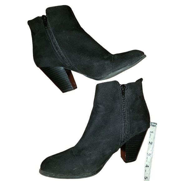 Qupid Tiber-60 Side Fringe Tassels Faux Suede Instep Zip Black Ankle Booties 7 - Picture 12 of 16